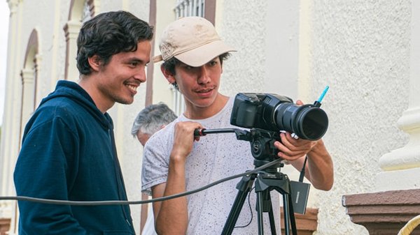 Votre guide pour la production audiovisuelle à Paris